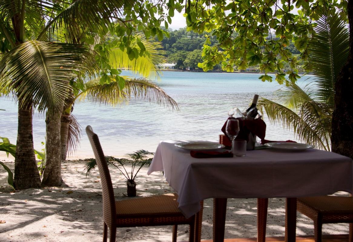 Erakor Island Resort & Spa Port Vila Esterno foto